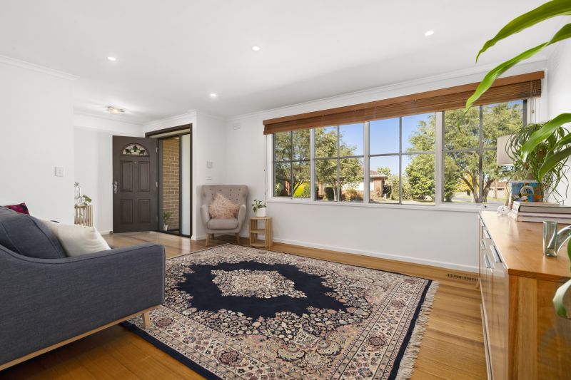 6 Peppercorn Parade, Epping