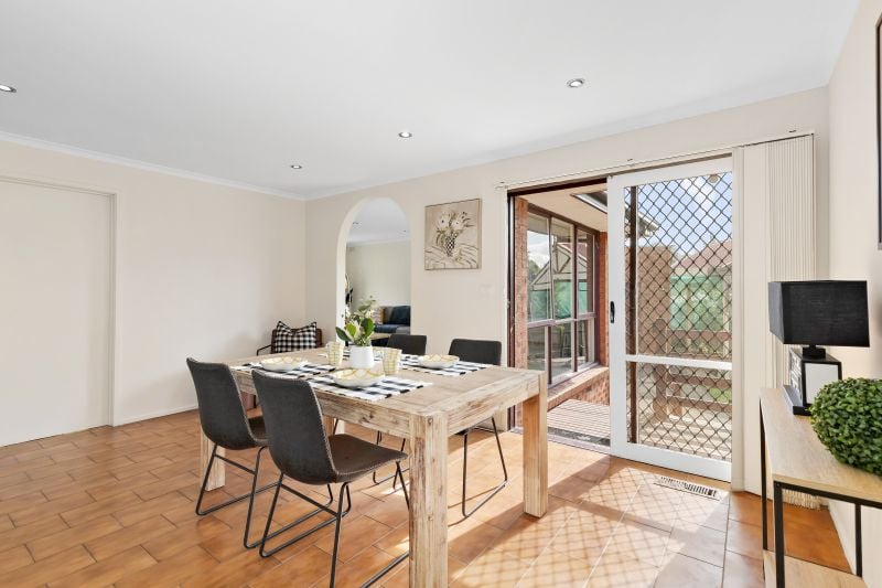 8 Bishop Place, Epping
