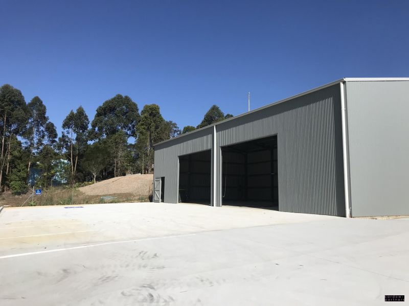 MODERN INDUSTRIAL SHED - RALEIGH INDUSTRIAL ESTATE