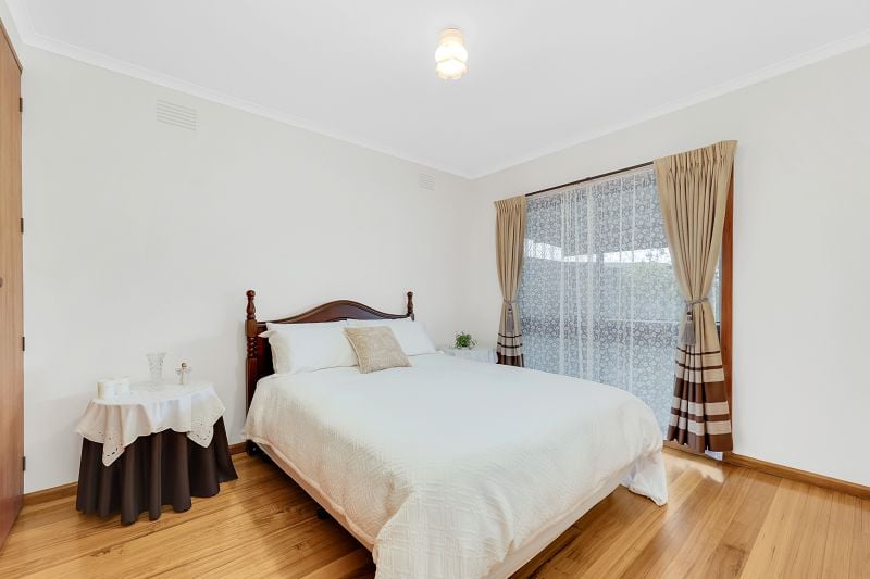 15 Elliot Street, Reservoir