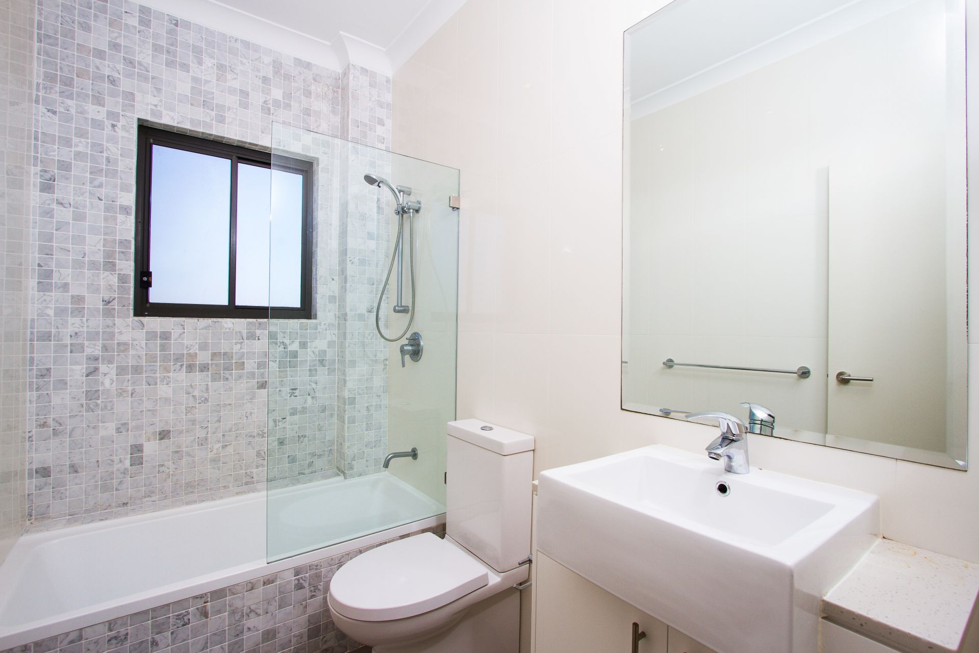 6/2-4 Berry Street, North Sydney, North Sydney - Thumbnail 5