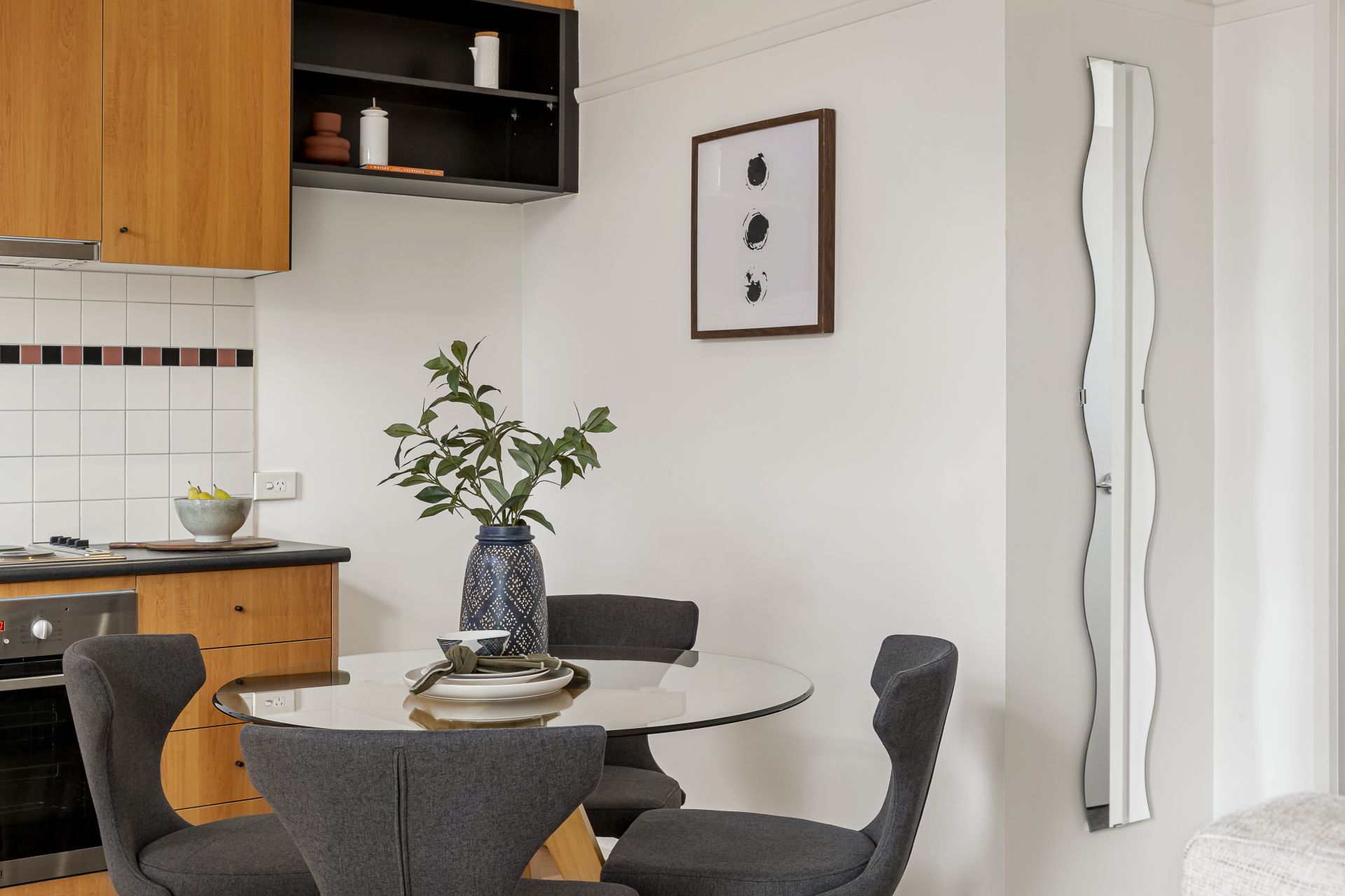 Parkside Entry To Inner North Living