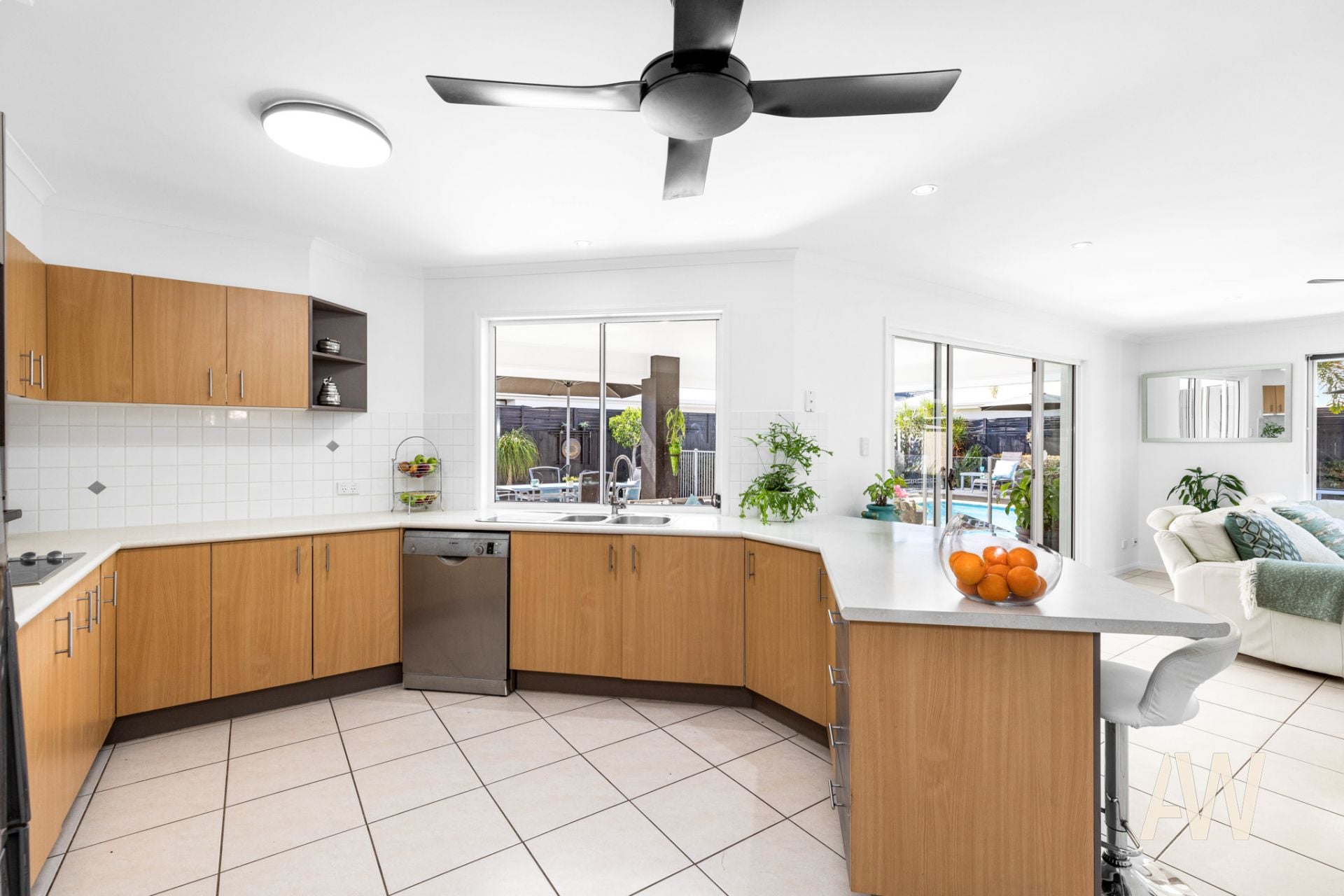 8 Fitzroy Court Kawana Island QLD, Kawana Island - Thumbnail 5