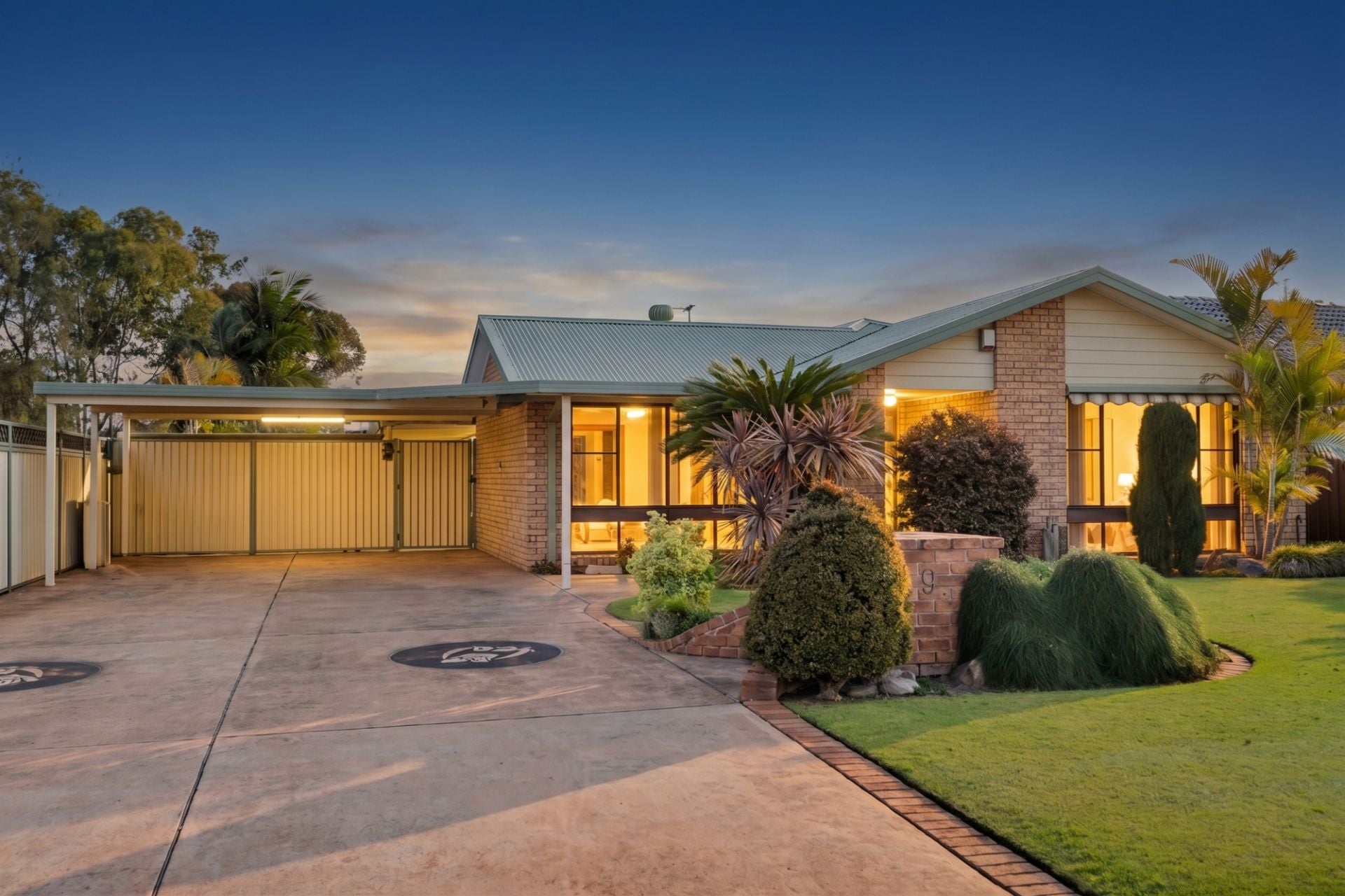 9 Aberfeldy Crescent, St Andrews NSW, St Andrews - Image 1