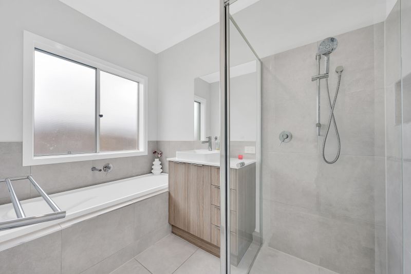 44 Clapham Avenue, Wollert