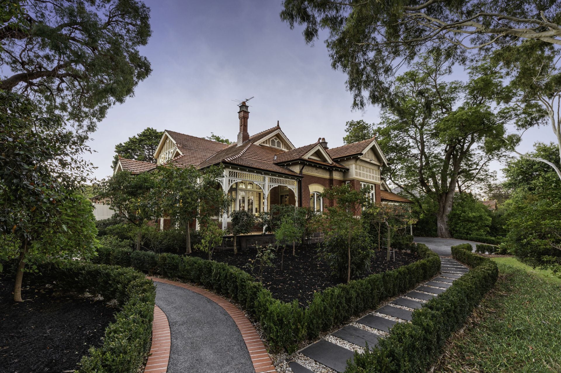 81 Broadway, Camberwell, Camberwell - Image 1