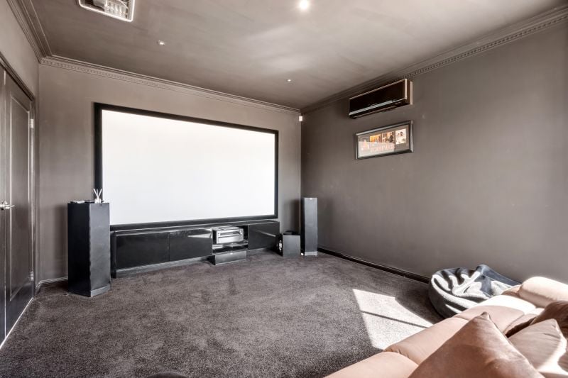 2 Turella Court, Lalor