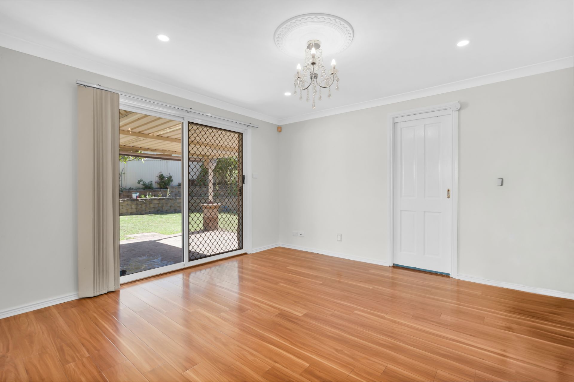 32 Kitson Way, Casula, Casula - Thumbnail 7