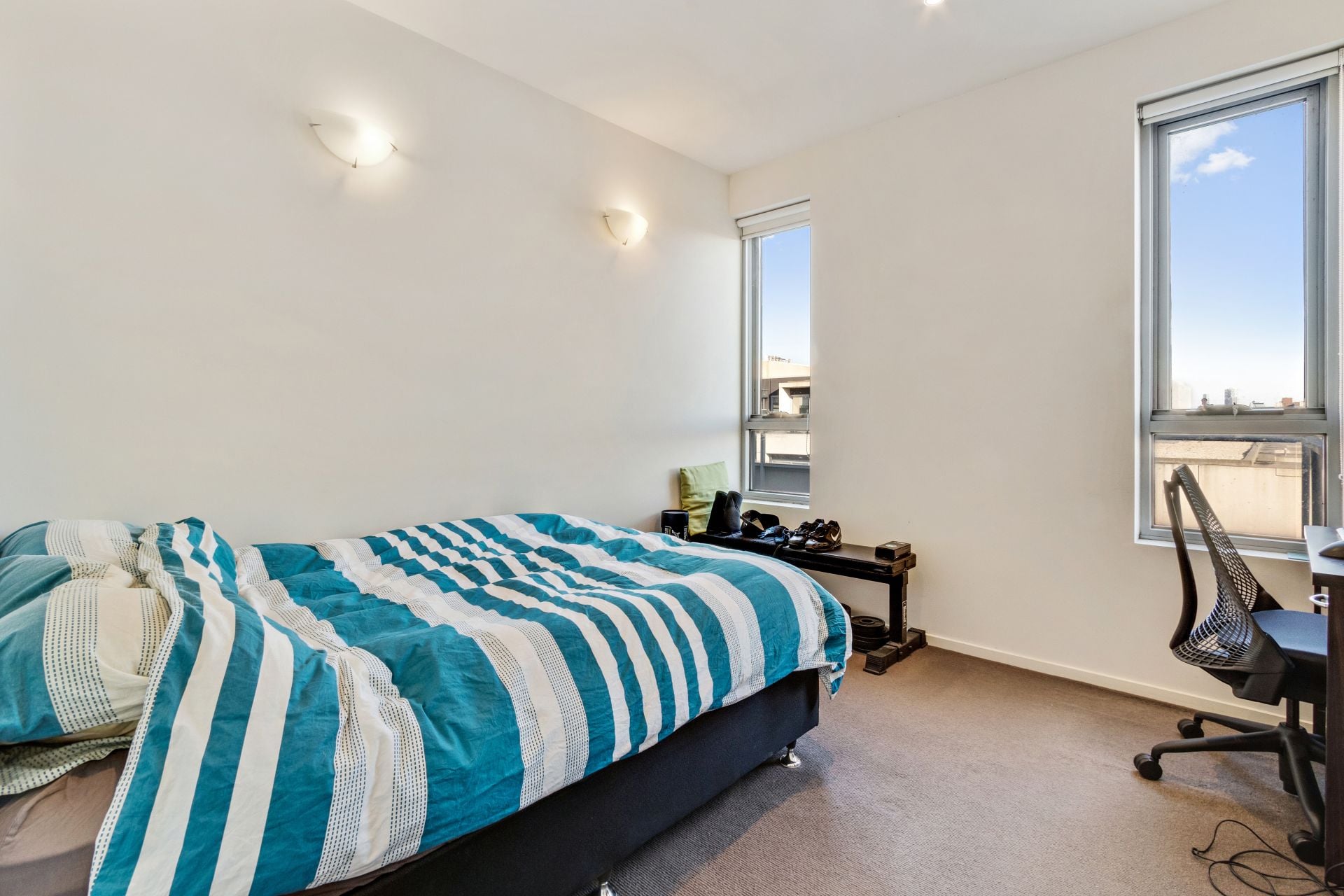Stylish Top-Floor Apartment with Huge Wrap-Around Terrace