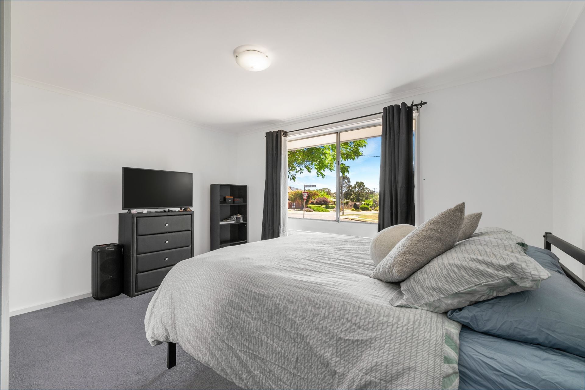 1 Pindari Crescent Queanbeyan NSW, Queanbeyan - Thumbnail 7