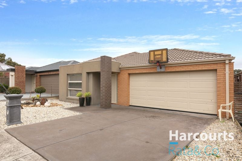10 Friarbird Road, South Morang
