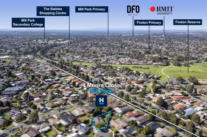 4 Moore Close, Mill Park