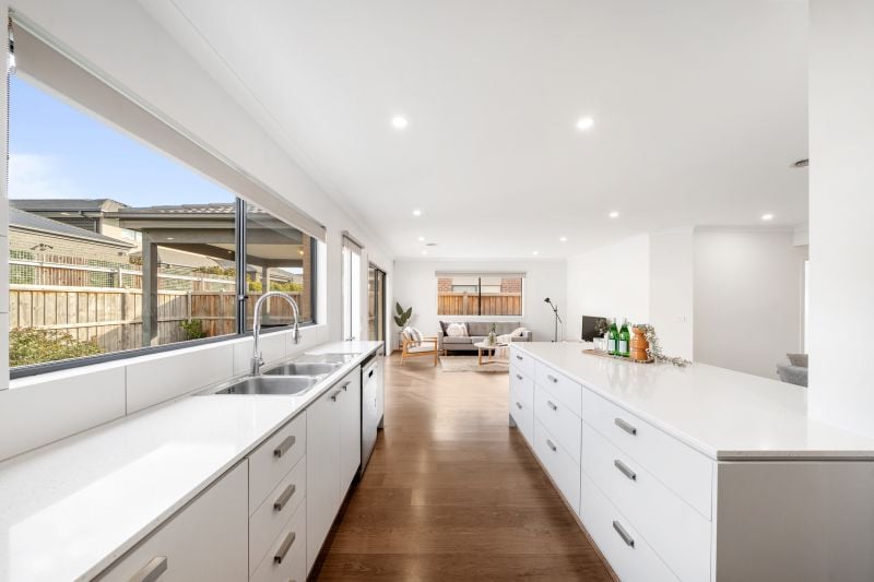 16 Urquhart Street, Mickleham