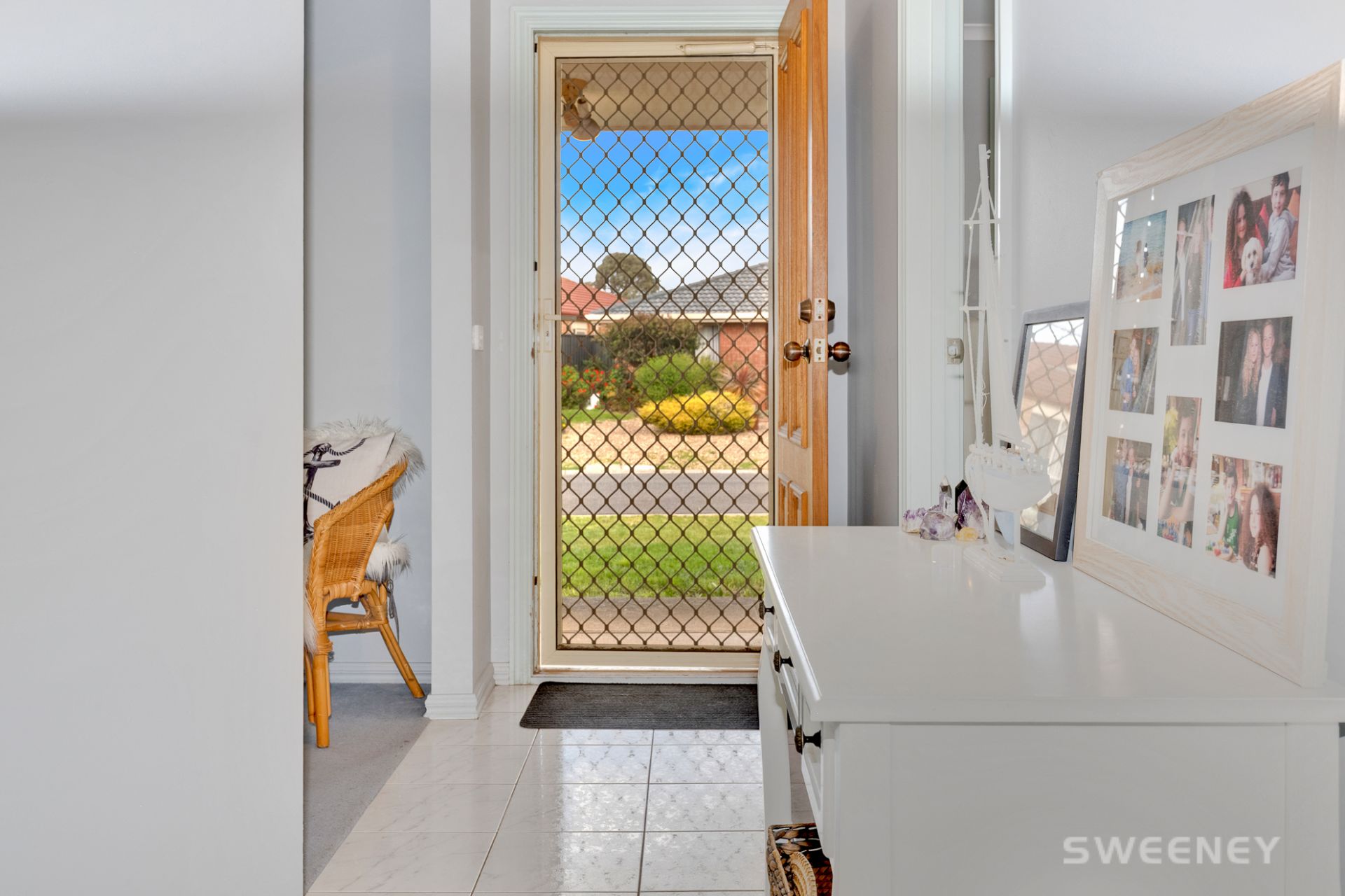 14 Burswood Court, Seabrook - Thumbnail 3