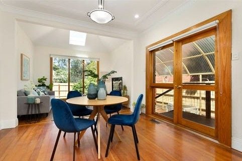 Charming Two-Bedroom Home in the Heart of Ivanhoe