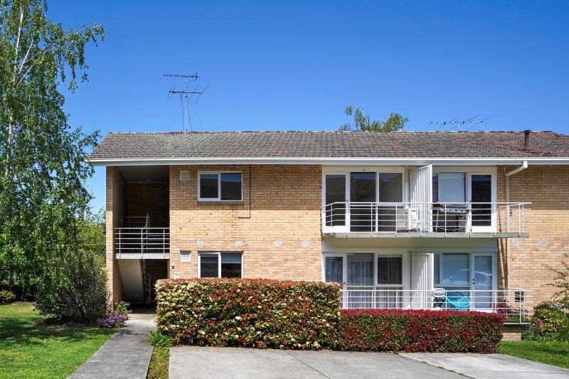 8/3 Kireep Rd, Balwyn
