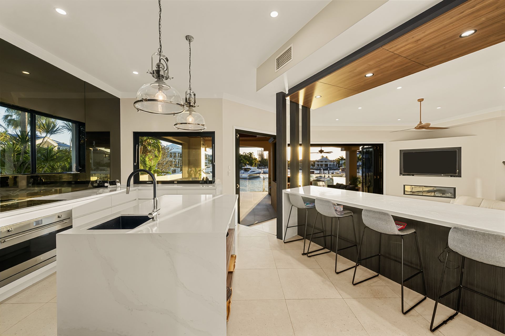 46 King Arthurs Court, Sovereign Islands QLD 4216, Sovereign Islands - Thumbnail 4