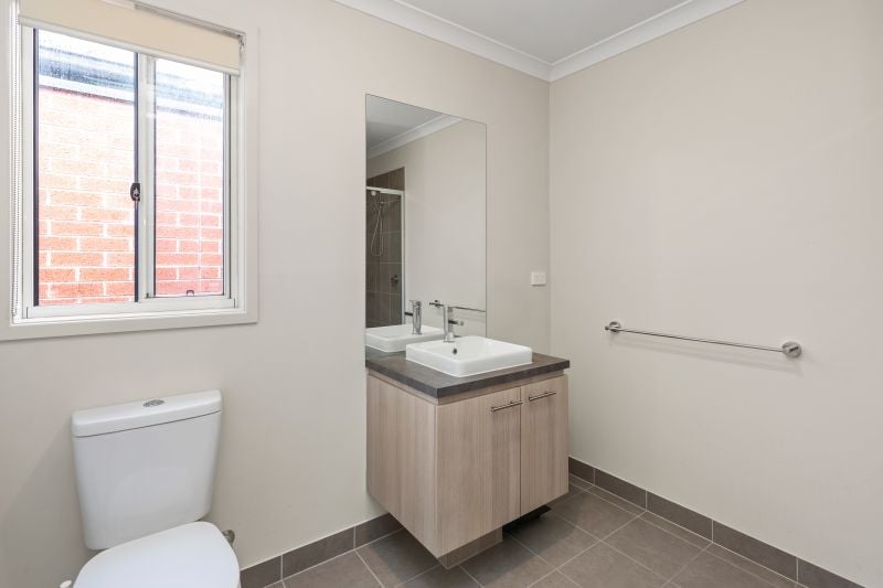 27 Havelberg Circuit, Doreen