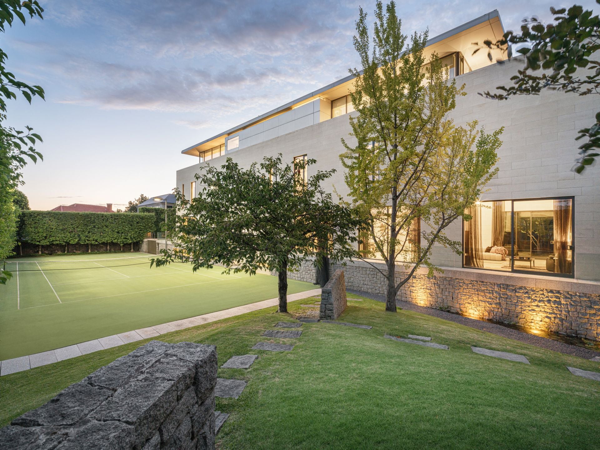 2 Rostill Court, Toorak, Toorak - Image 1