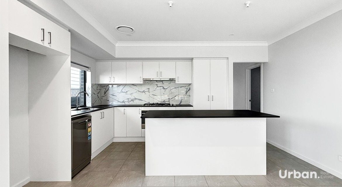 Austral 70 Eighth Avenue