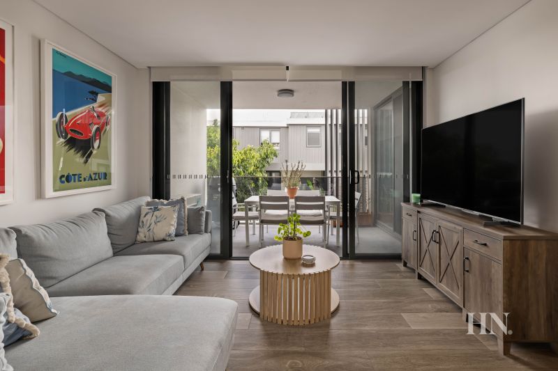 13/64 Majors Bay Road, Concord