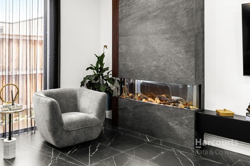 23 Shadow Street, Deanside