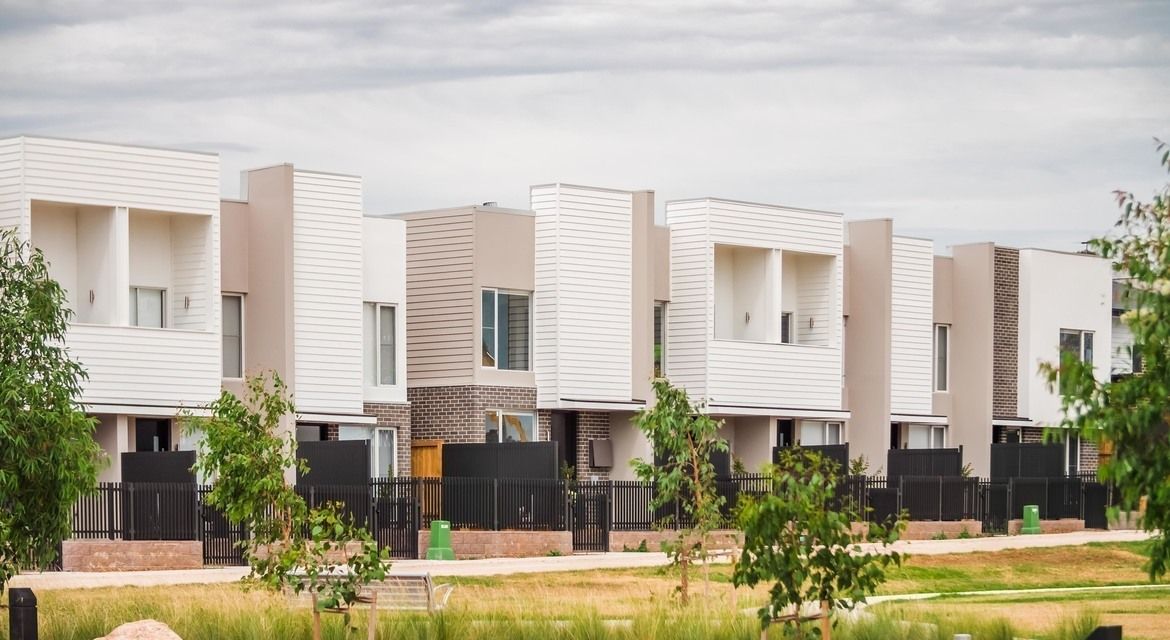 Denham Court 209 Jamboree Avenue