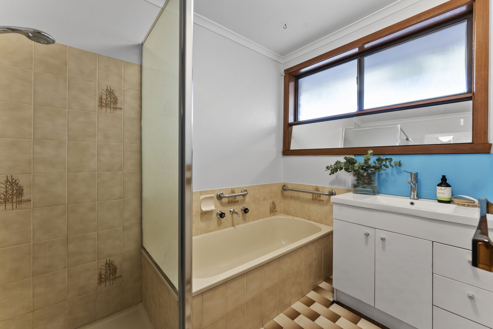 Spacious, Secure & Superbly Located
