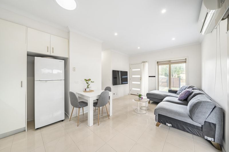 1/6 Dickens Street, Lalor