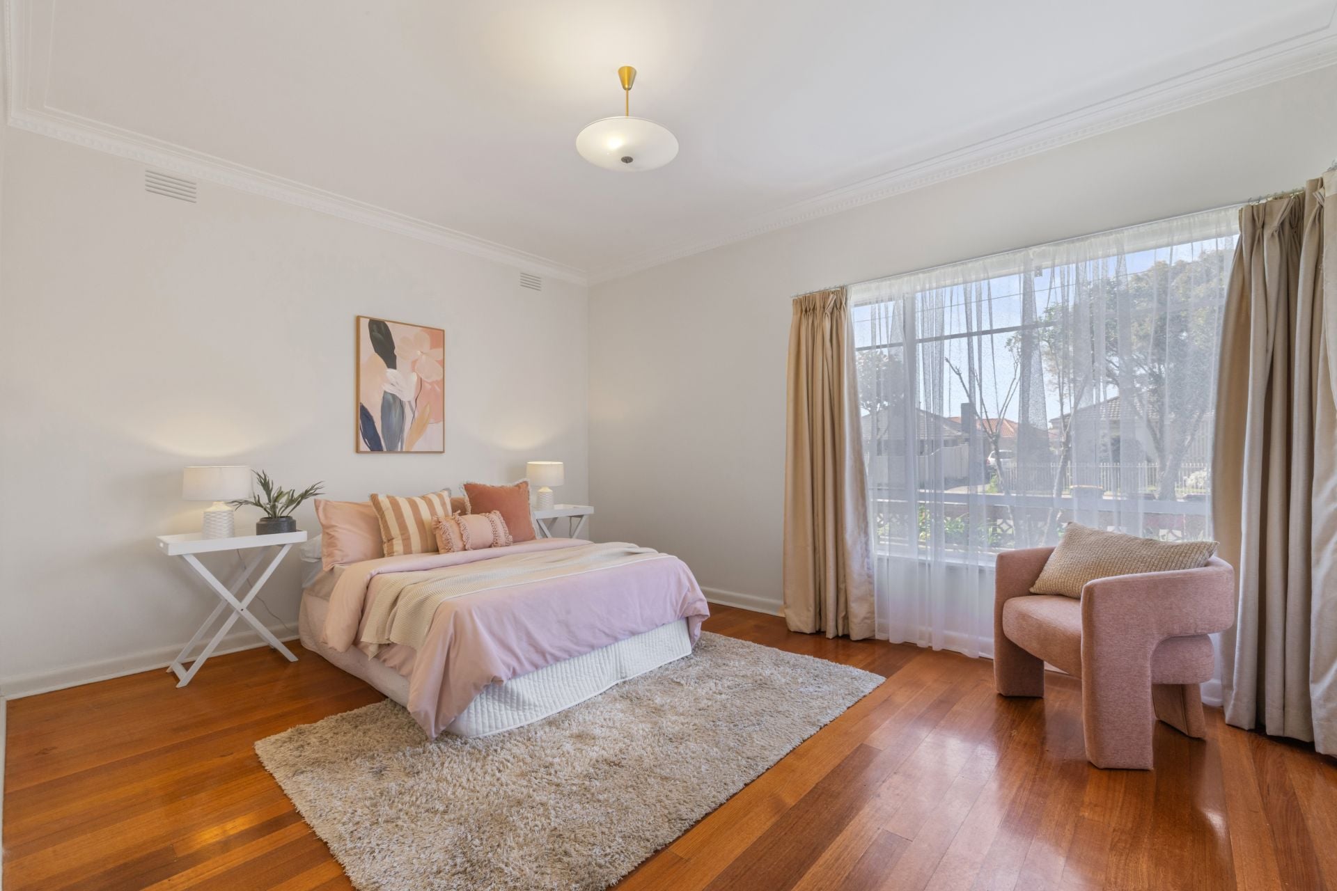 Comfortable Classic on 655m² (approx.) With Endless Potential