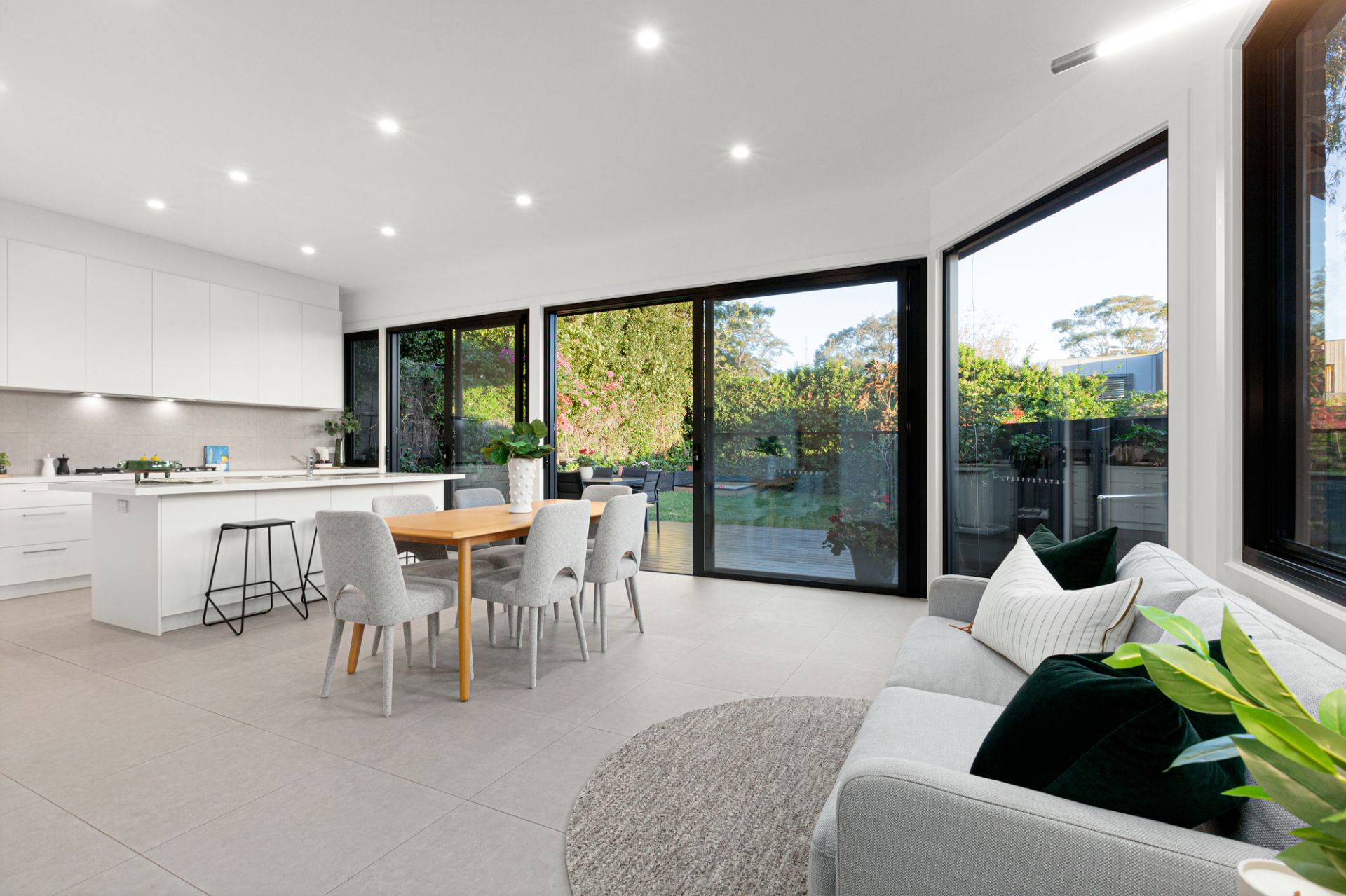 8a Ercildoune Avenue, Hawthorn, Hawthorn - Thumbnail 3