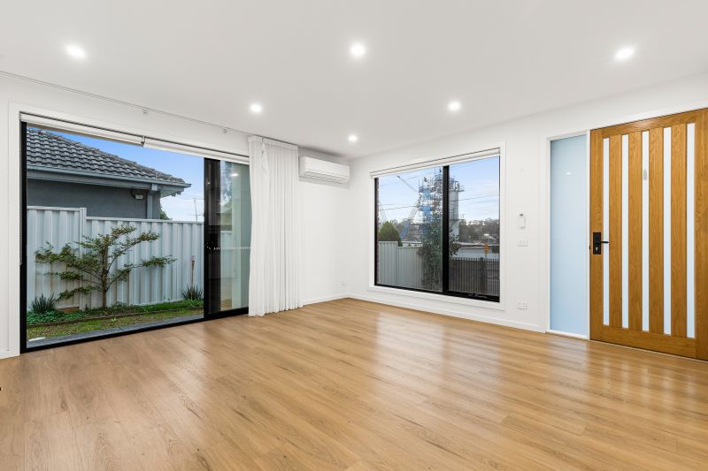 1/15 Greensborough Road, Rosanna