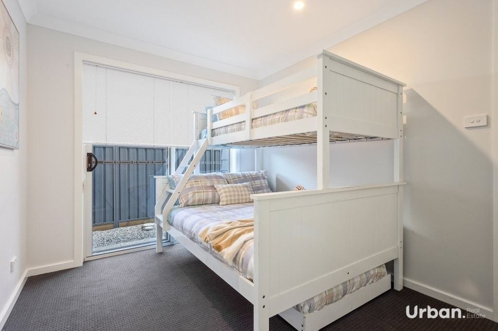 Stream Hill 31 Saddleback Crescent