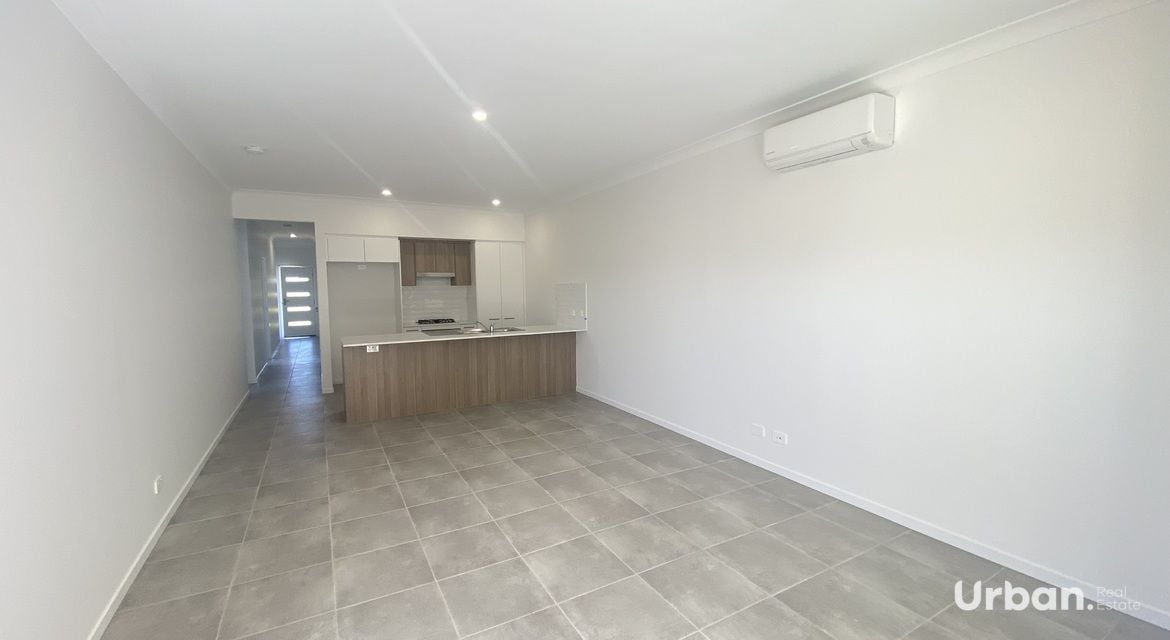 Lochinvar 1/193 Robert Road