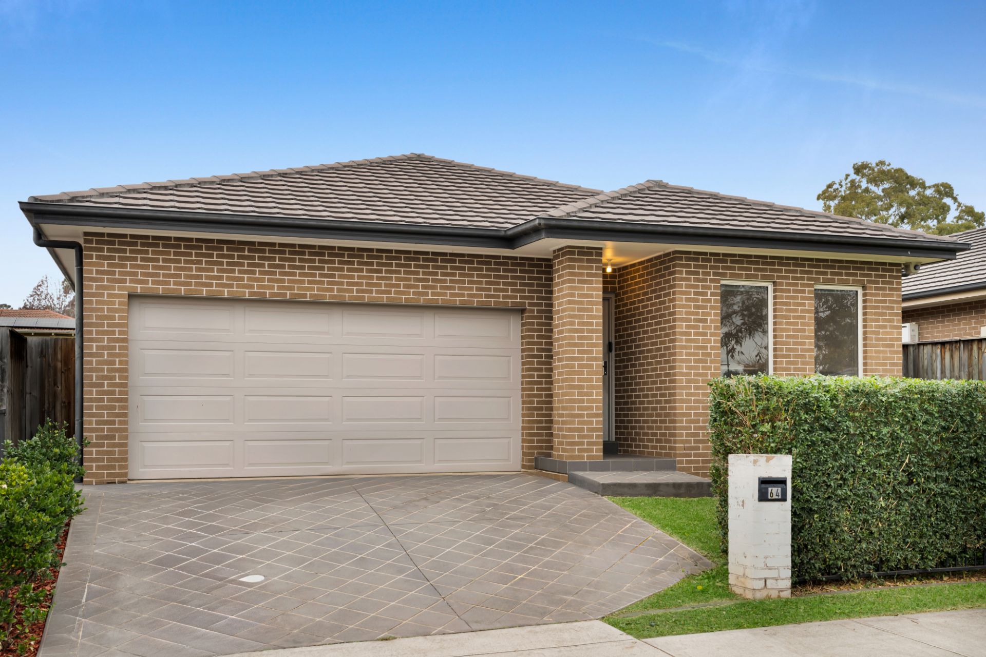 64 Gawler Avenue, Minto, Minto - Thumbnail 2