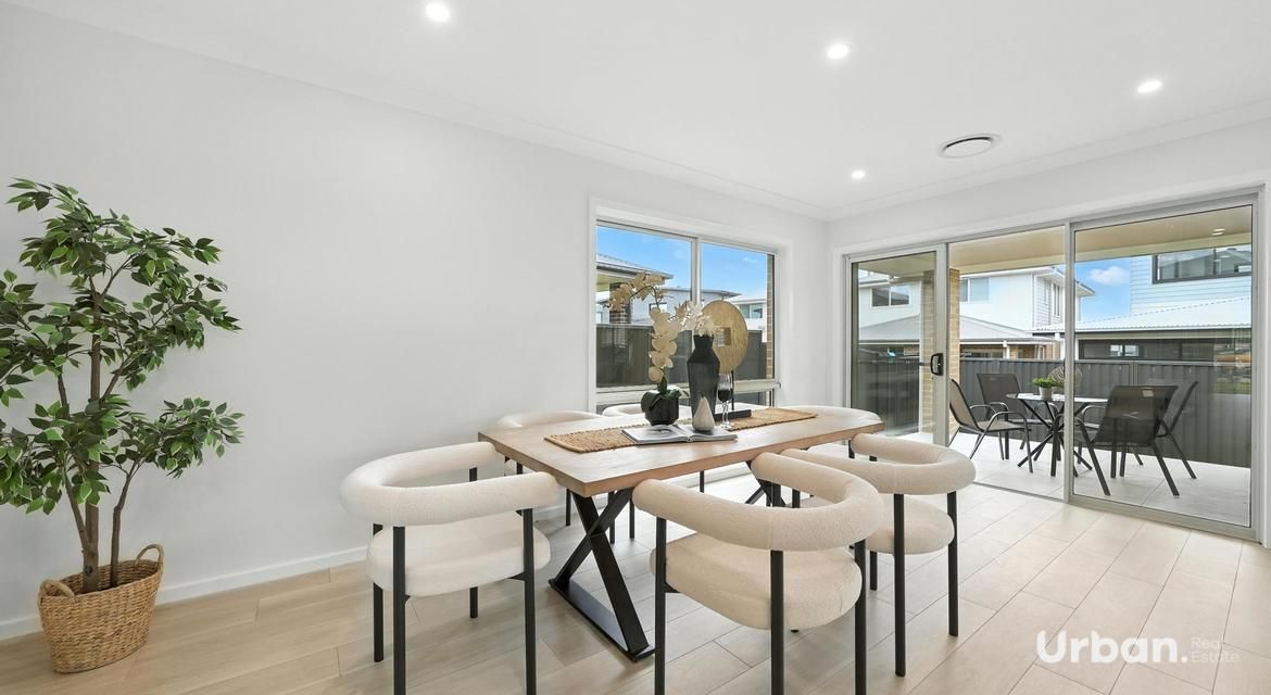 Austral 23 Fog Street