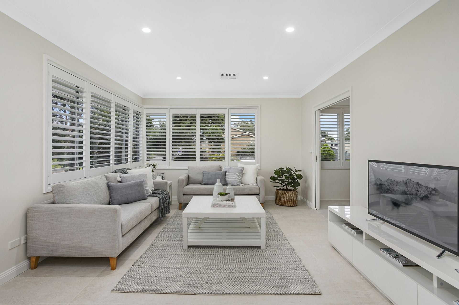 68 Essington Crescent Sylvania NSW, Sylvania - Thumbnail 4