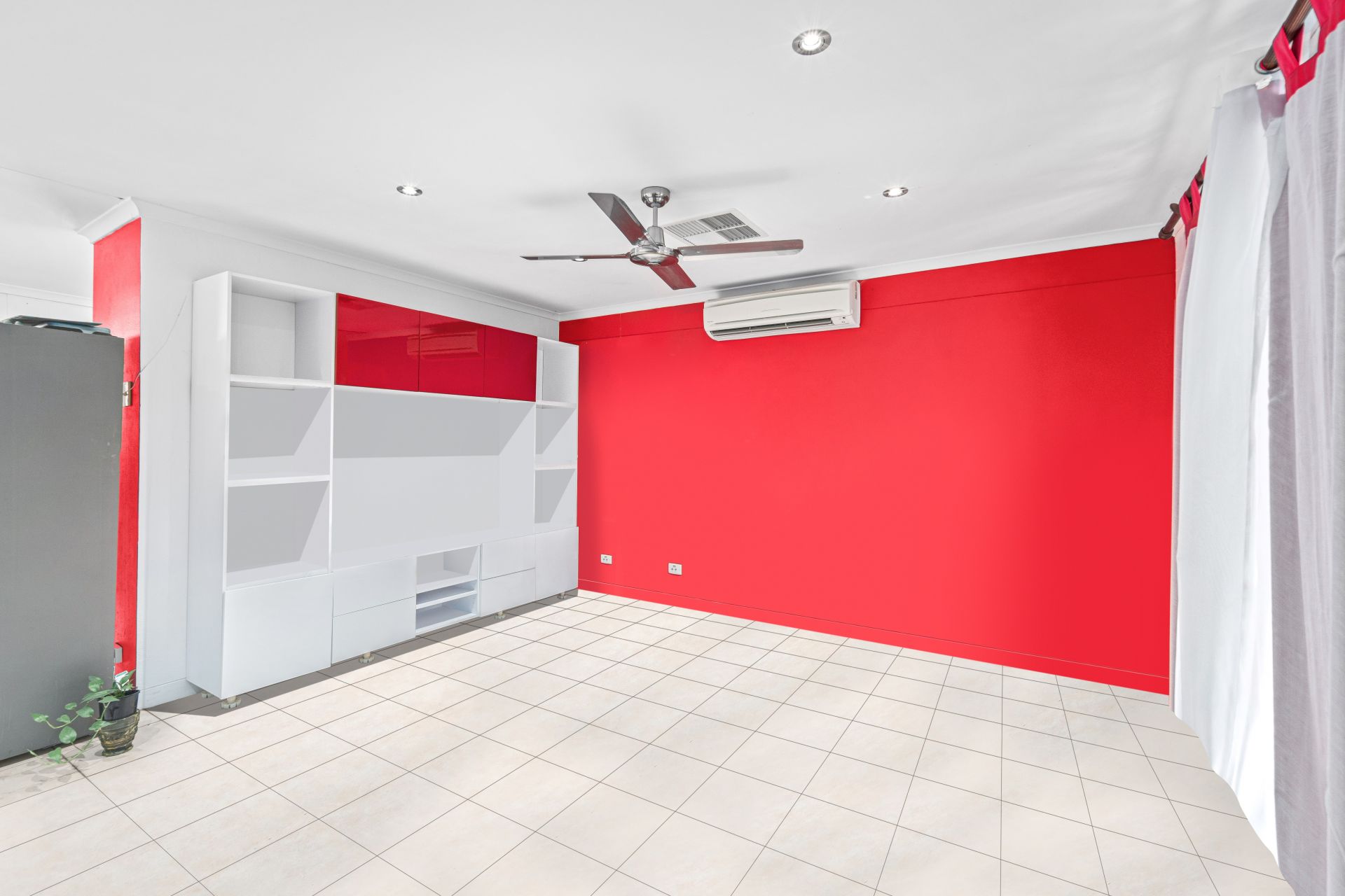 16 Timbira Street Braitling NT, Braitling - Thumbnail 3
