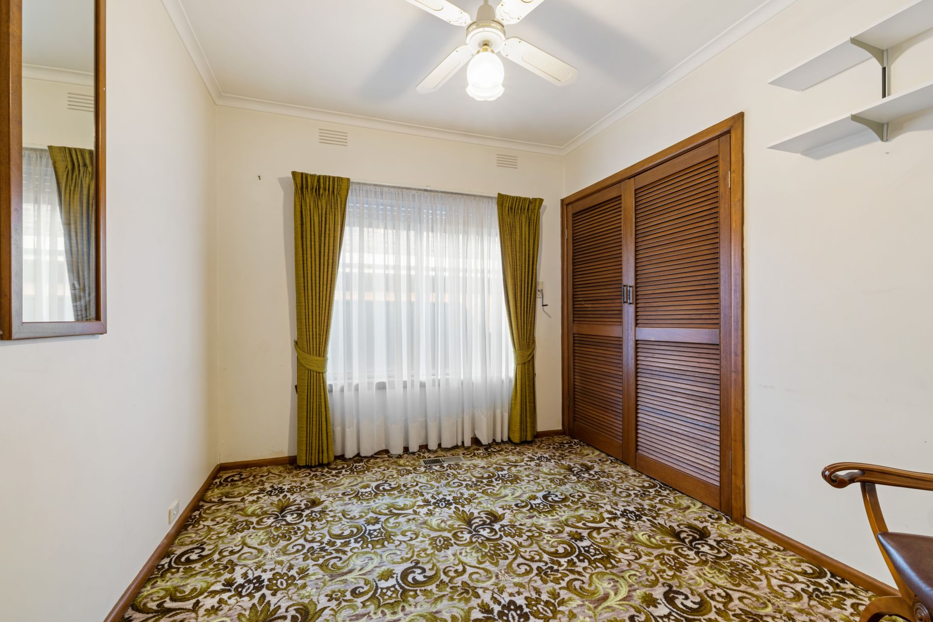 Spacious Family Living in a Quiet Court Location