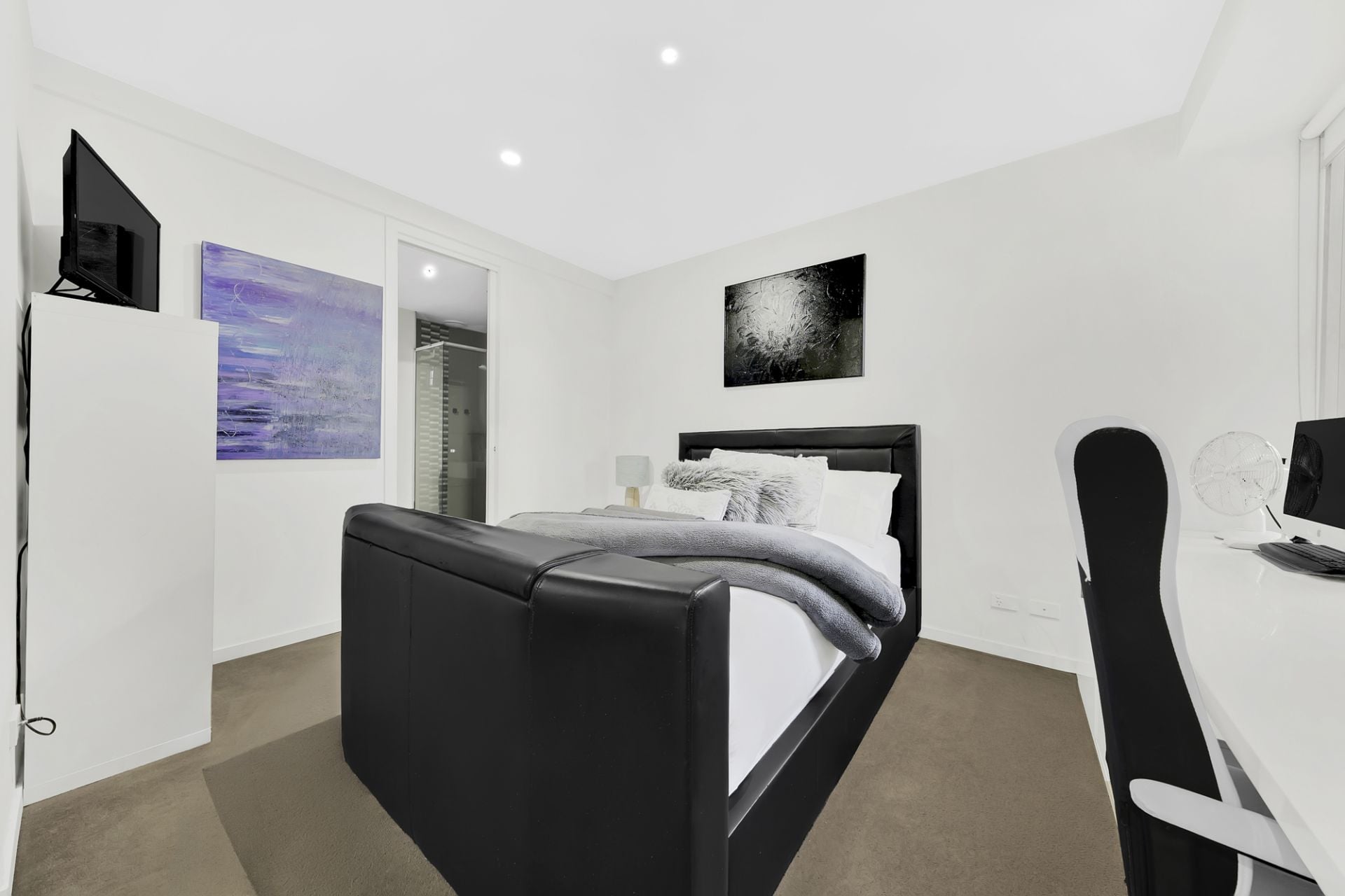 Fully Furnished 2-Bedroom Apartment for Rent – Bundoora Uni Hill