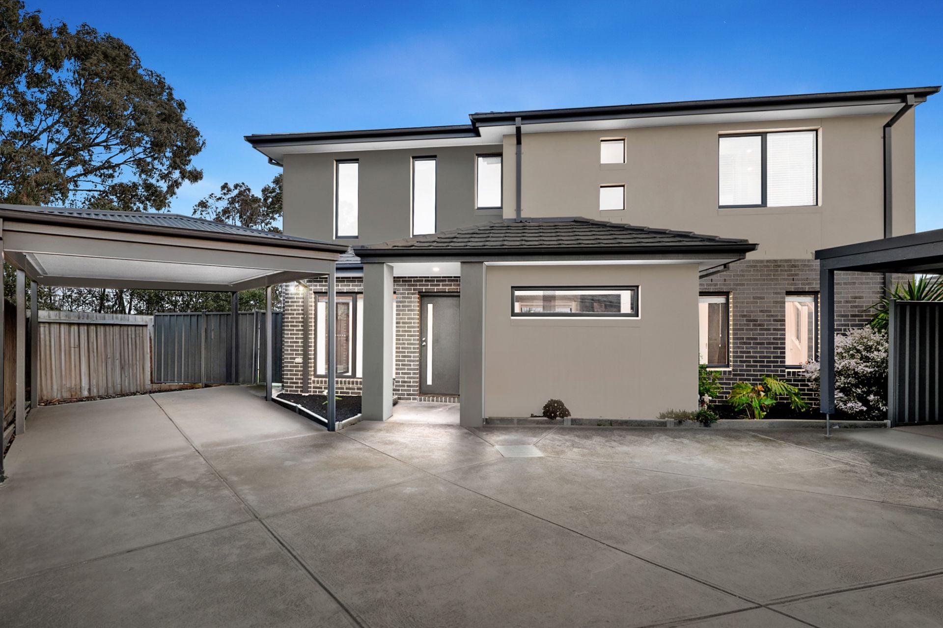 Contemporary Style, Low-Maintenance Appeal
