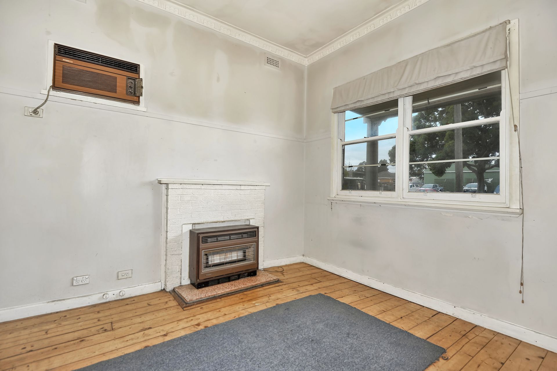 77 Burns Street, Maryborough - Thumbnail 3