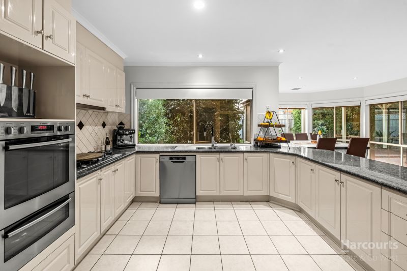 37 St Georges Avenue, Caroline Springs