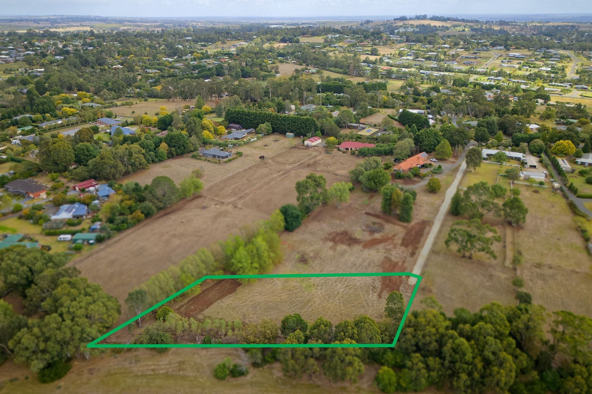 17C Pepperell Drive, Drouin VIC, Drouin - Thumbnail 2
