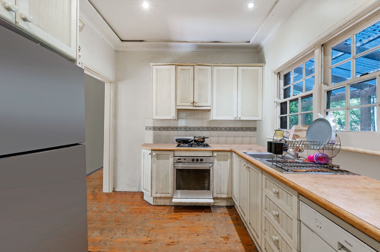 18 Myrtle Street, Normanhurst, Normanhurst - Thumbnail 3