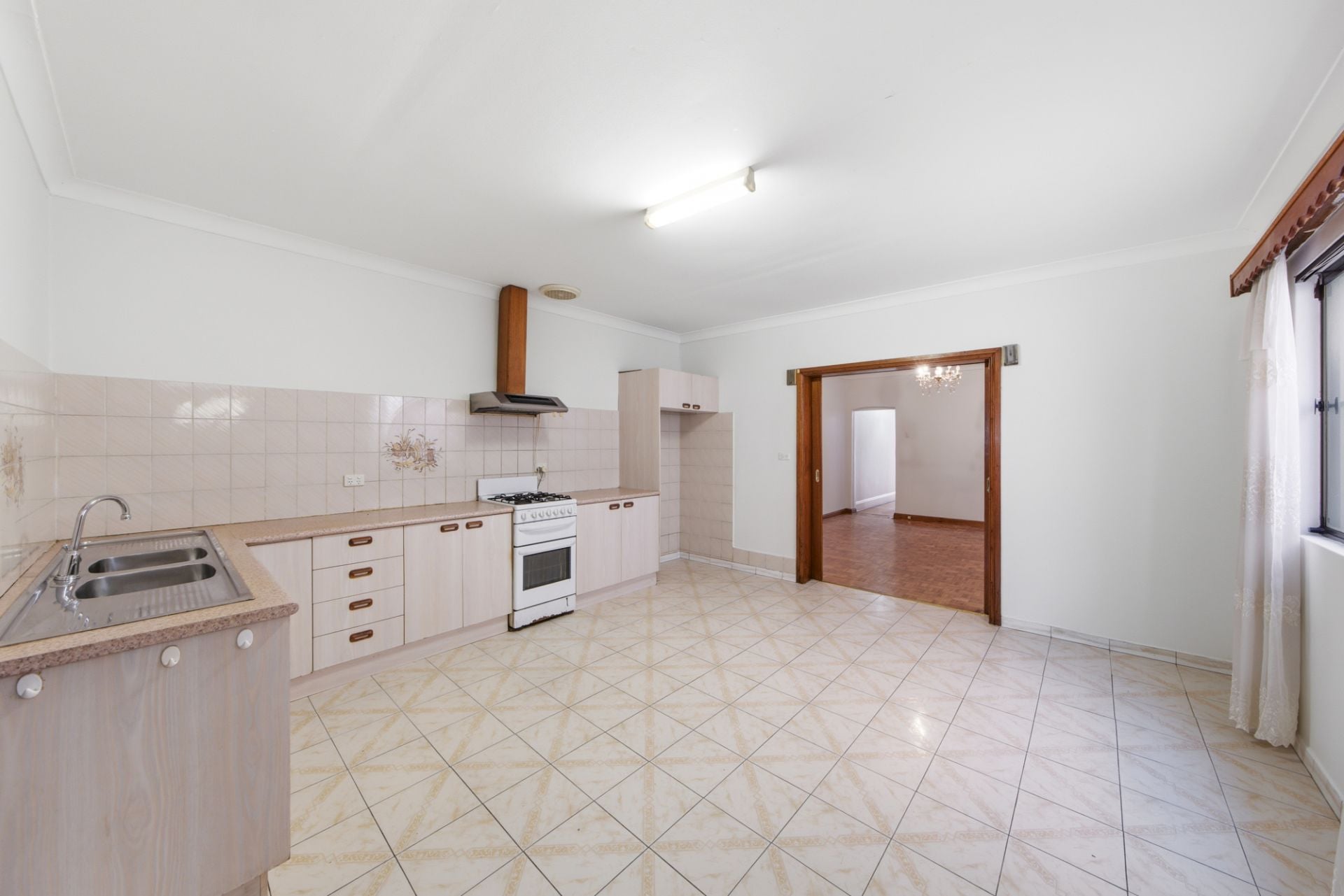 16 Holmesdale Street, Marrickville, Marrickville - Thumbnail 4