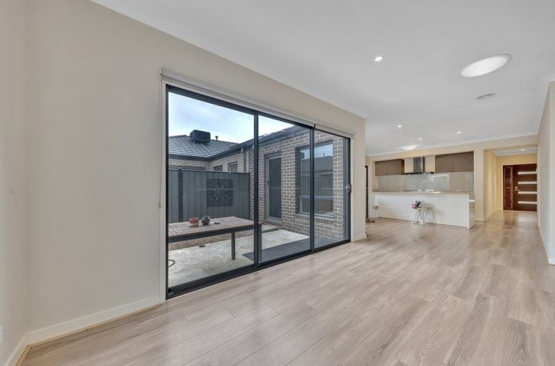 6 Meadowcroft Road, Wollert