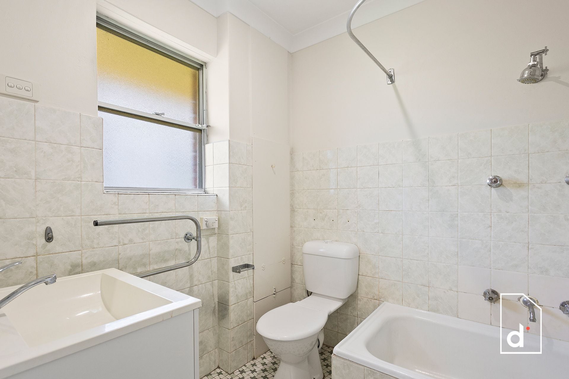 10/21 Staff Street, Wollongong NSW