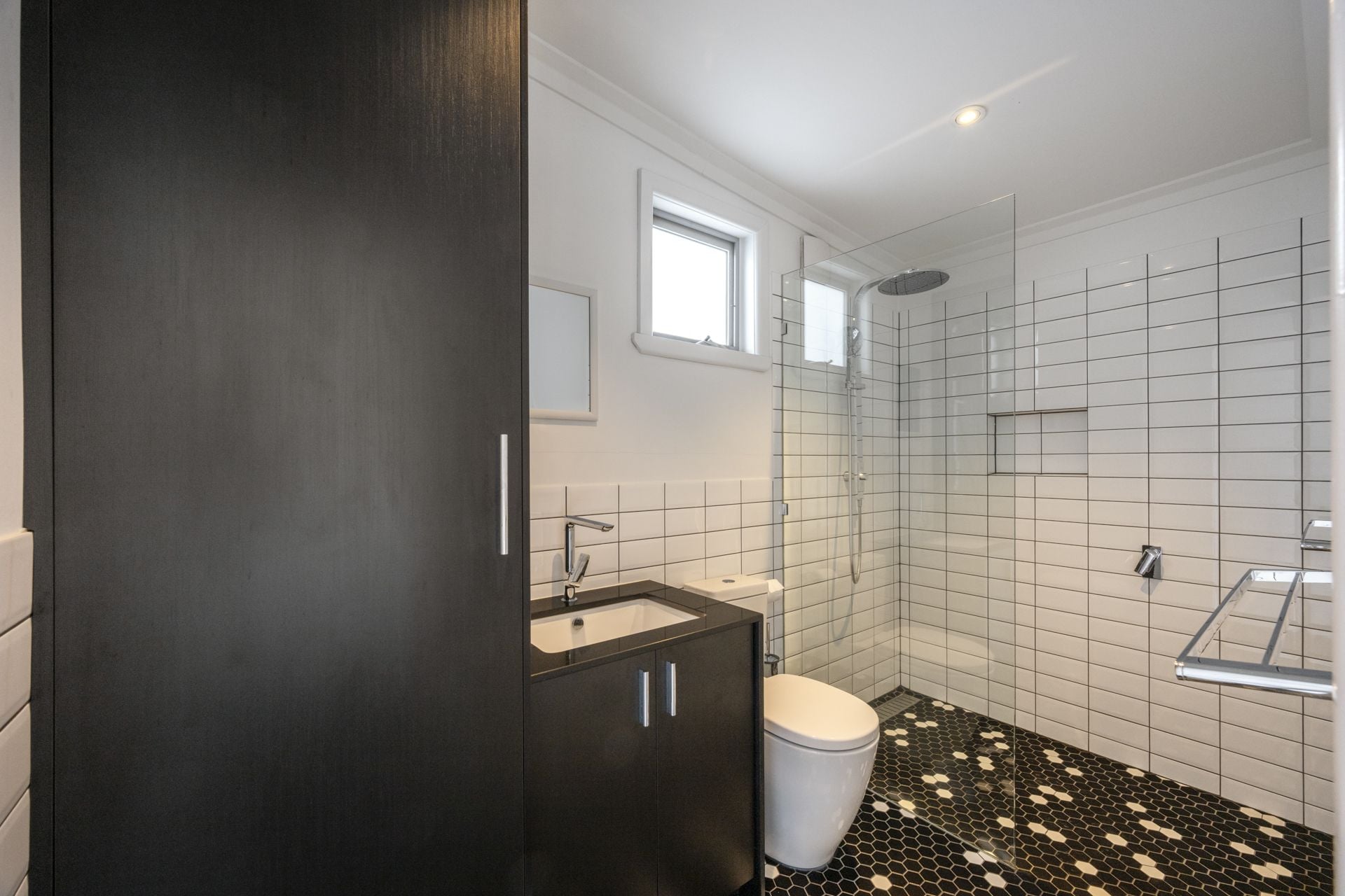 Spacious Family Home in Prime Greensborough Location