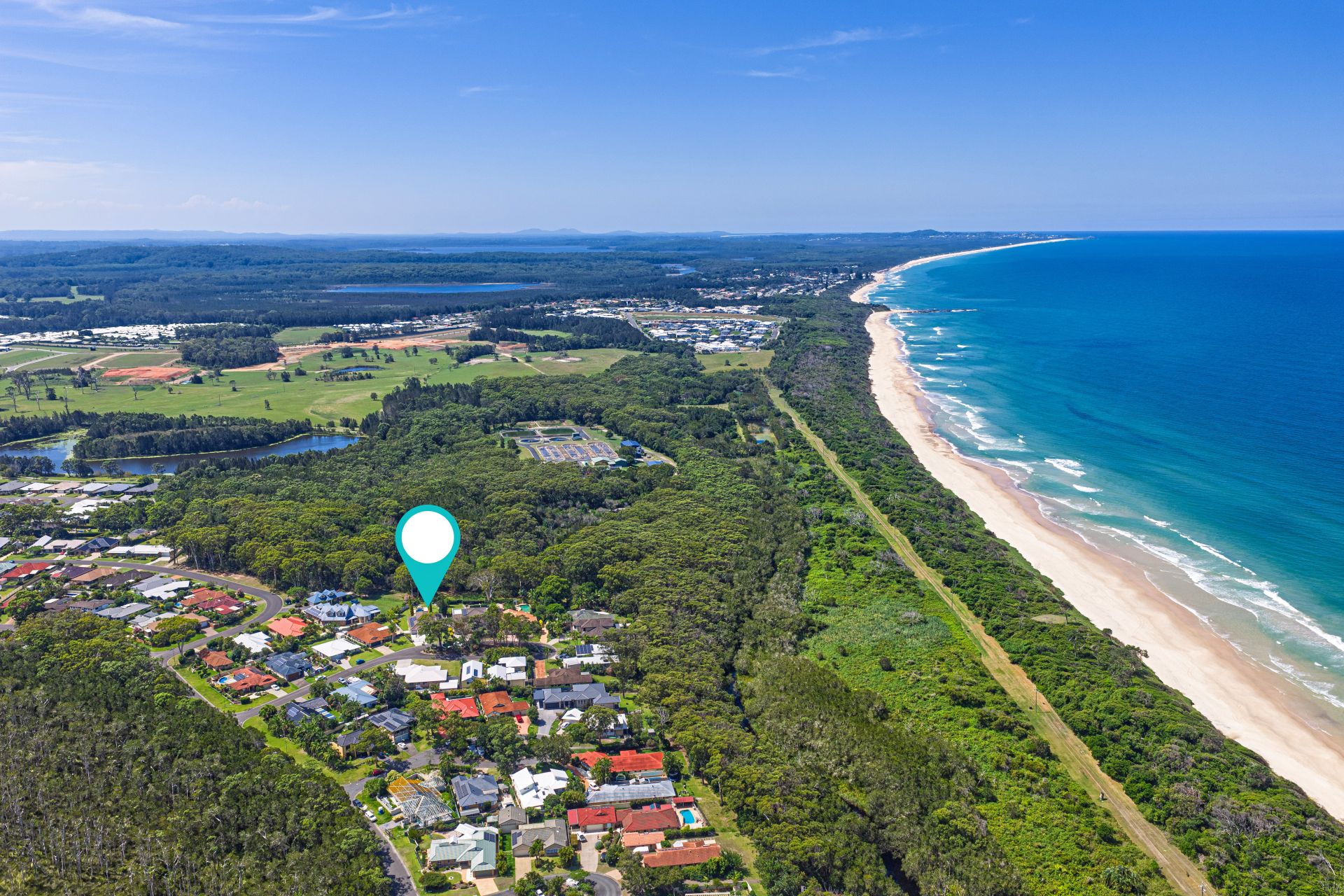 9 Seabreeze Court, Bonny Hills NSW, Bonny Hills - Thumbnail 2